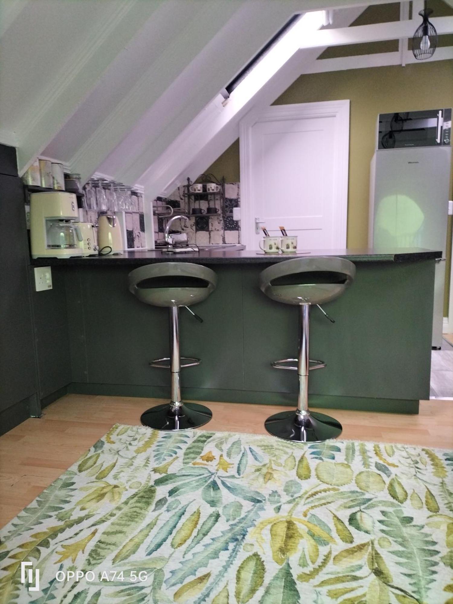 Rozenhof Guest Cottages George Bagian luar foto