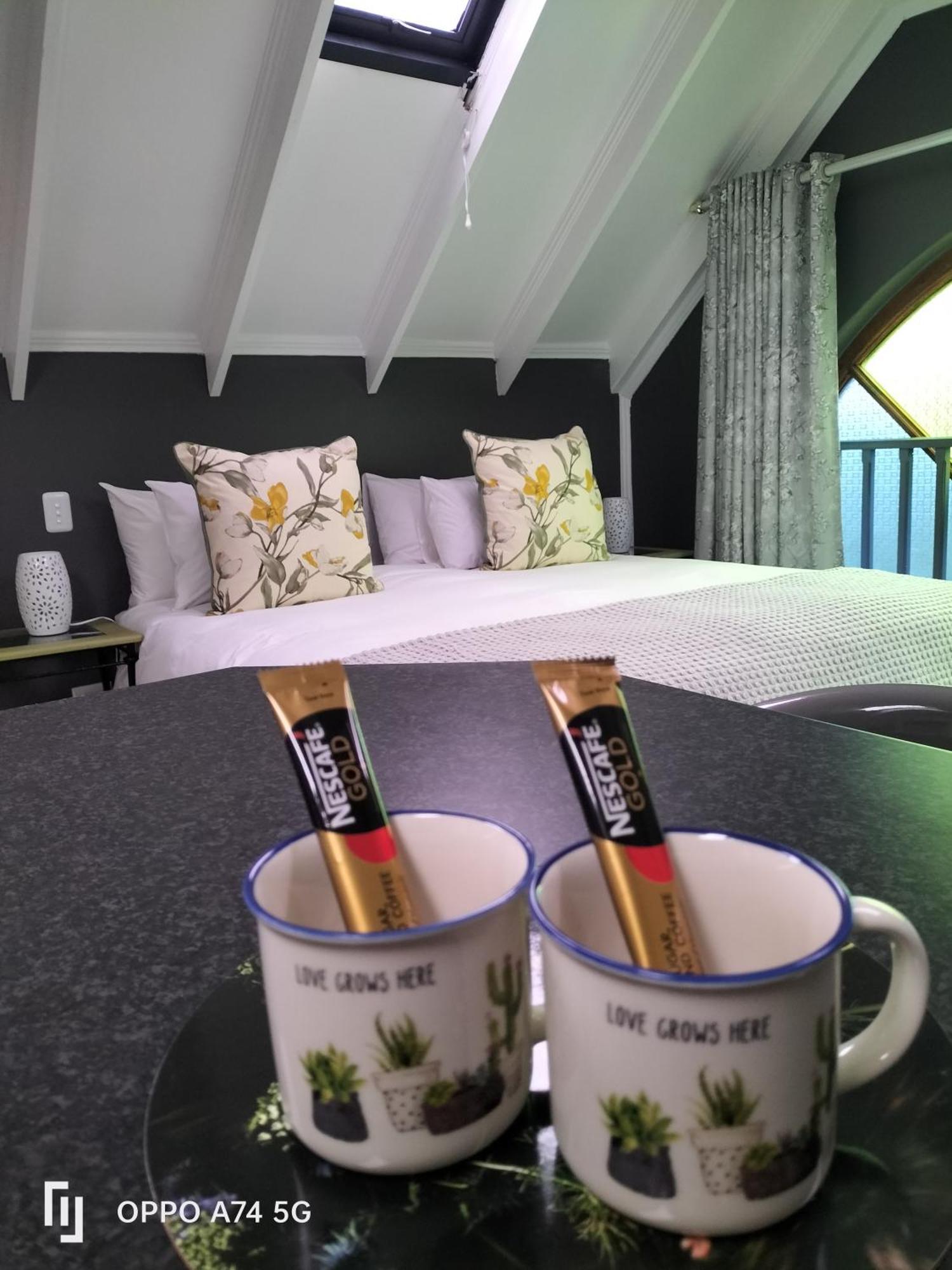 Rozenhof Guest Cottages George Bagian luar foto